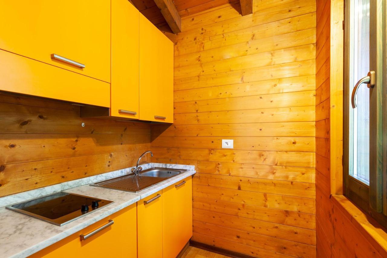 Villaggio Anemone - Chalet Mirtillo Capanne di Sillano Екстериор снимка